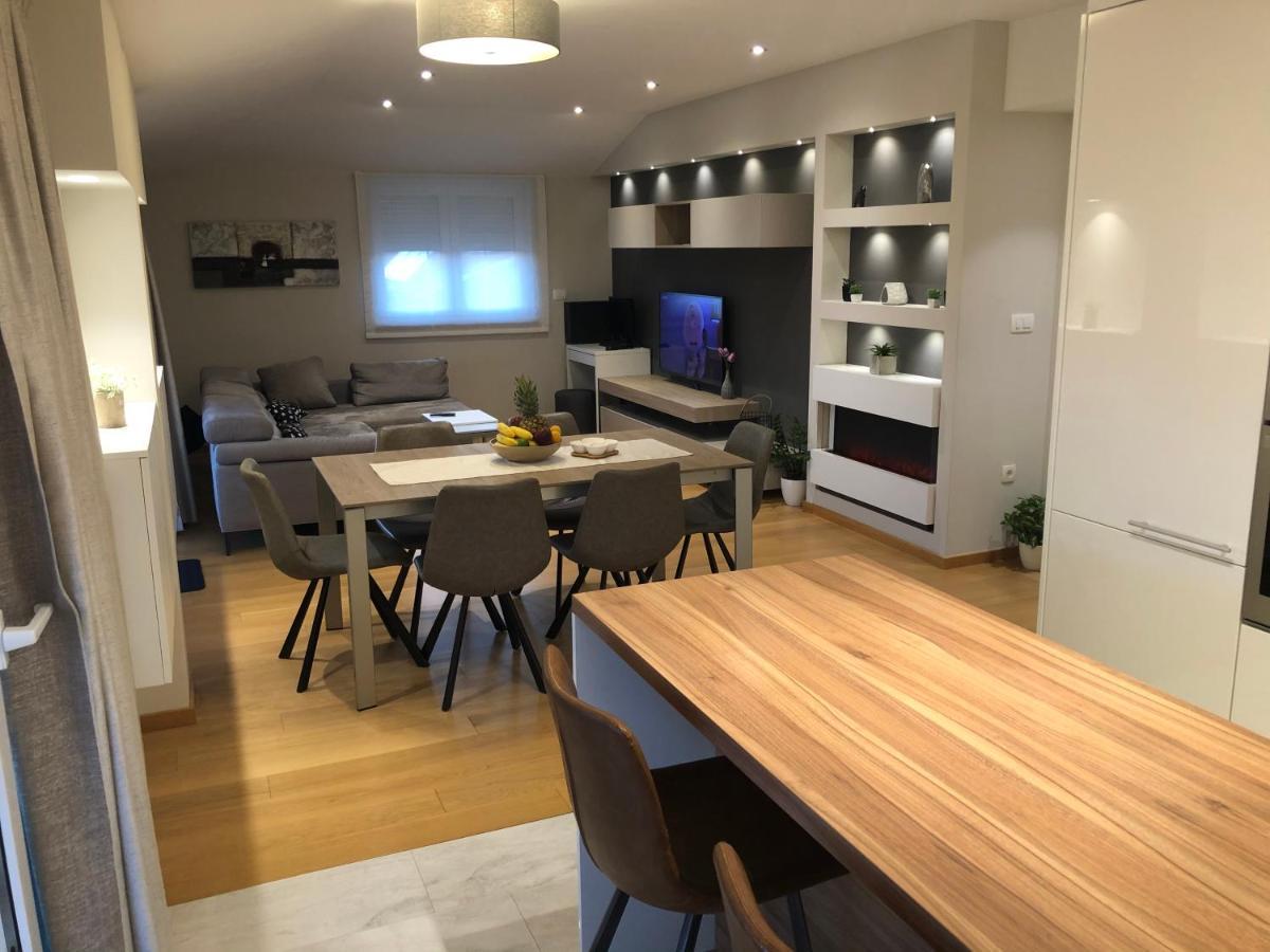 Sunny Apartment Ana Медулин Экстерьер фото