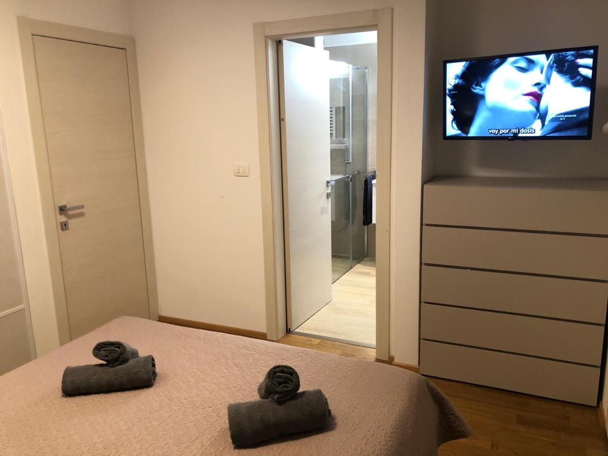 Sunny Apartment Ana Медулин Экстерьер фото