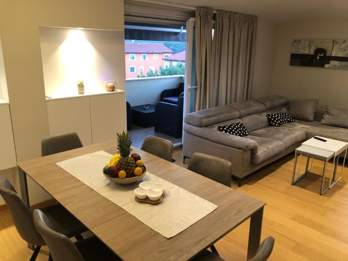 Sunny Apartment Ana Медулин Экстерьер фото